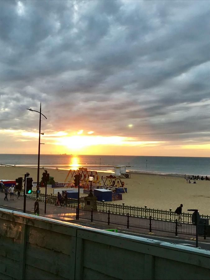 The Dreamland Apartment - Margate Beach - By Goldex Coastal Breaks Εξωτερικό φωτογραφία